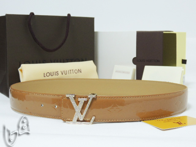 Wholesale AAAA Louis Vuitton Belts-132
