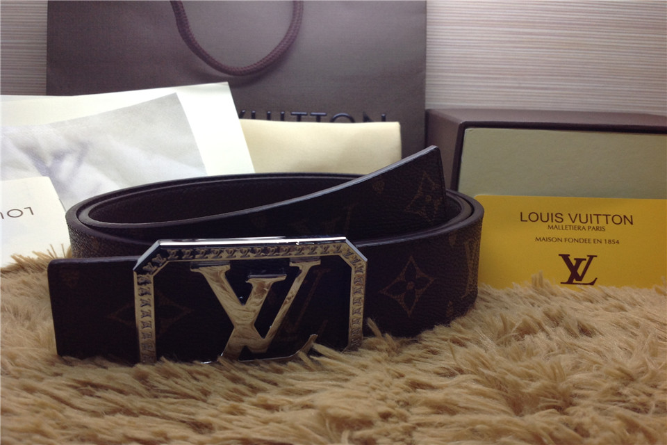 Wholesale Cheap Replica Louis Vuitton Belts AAAA-307