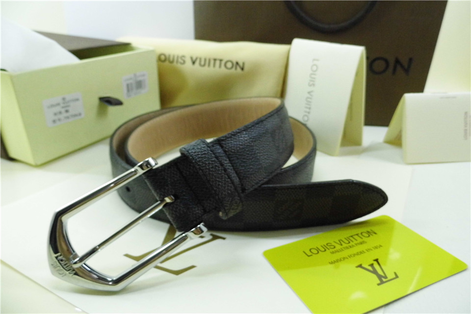 Wholesale AAAA Fashion Louis Vuitton Belts-345