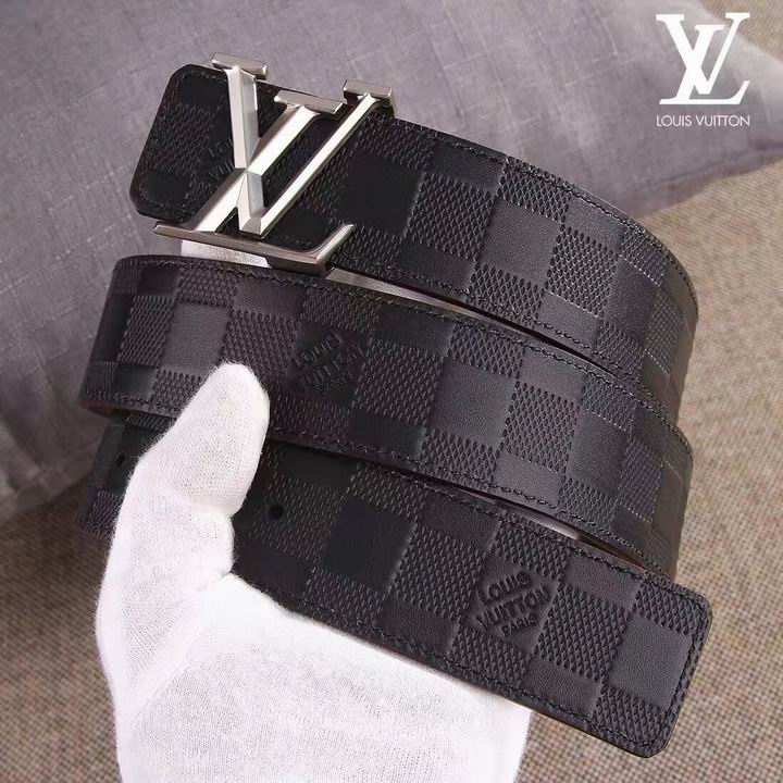 Wholesale 1:1 Replica Louis Vuitton Belts-524