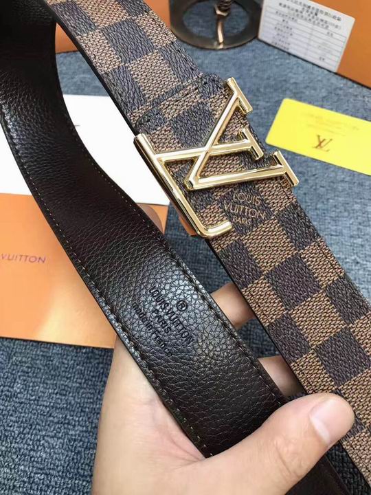 Wholesale 1:1 Replica Louis Vuitton Belts-573