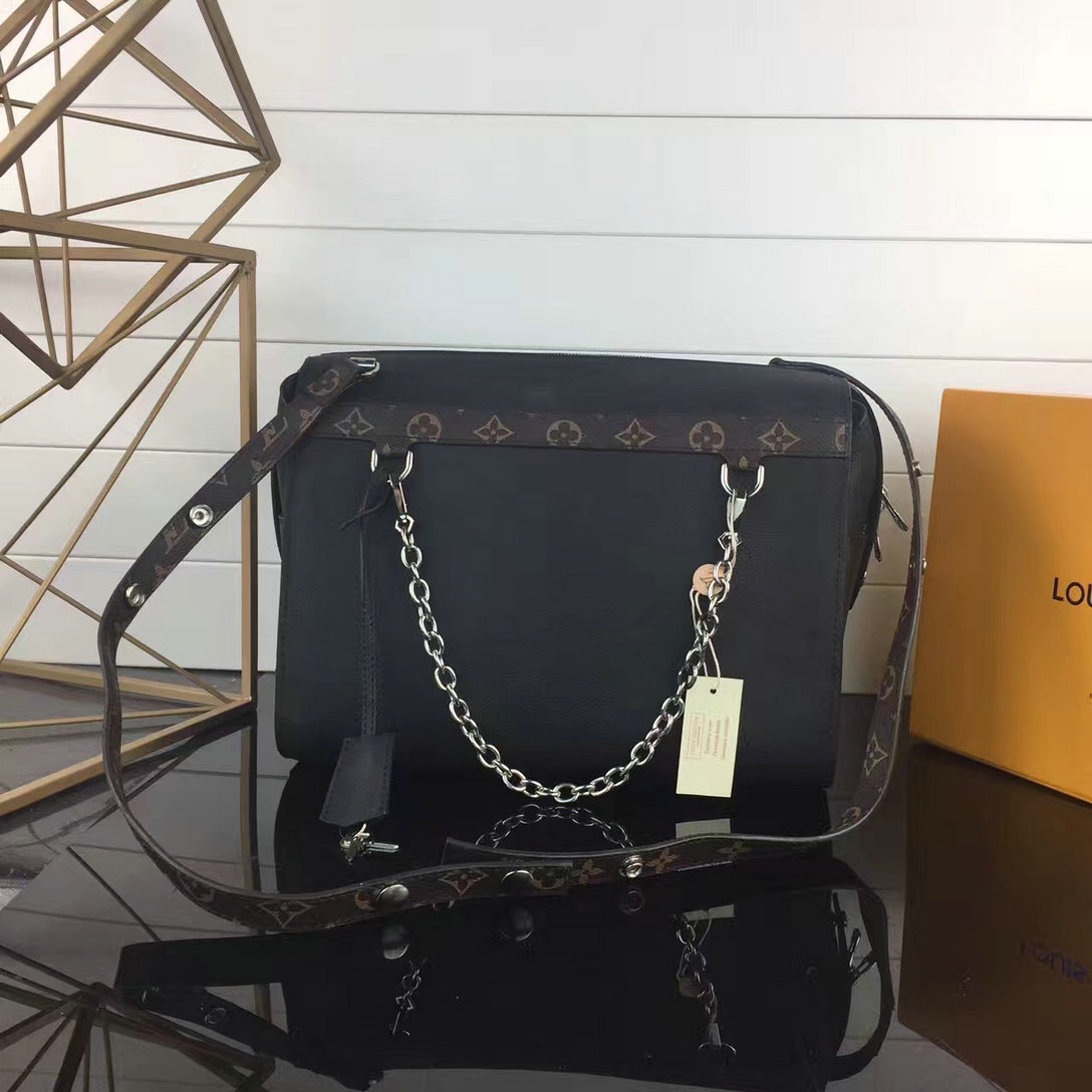Wholesale Designer Replica Louis Vuitton Bags-111