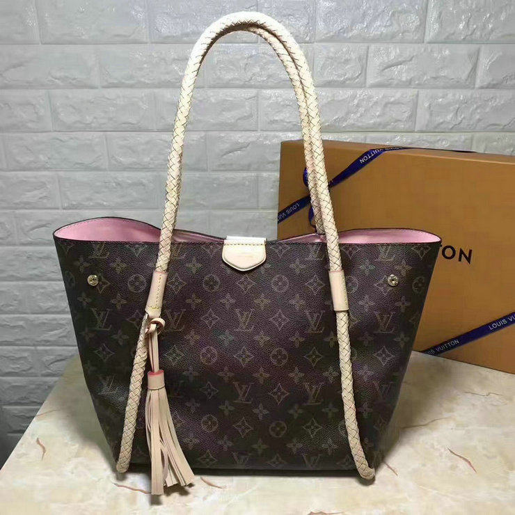 Aaa Quality Louis Vuitton Replica Handbags-210