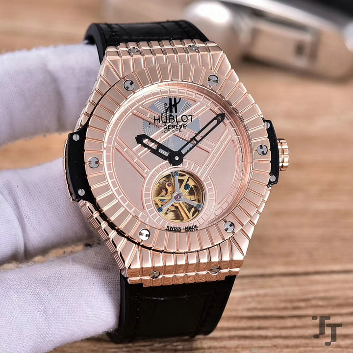 Wholesale Hublot Classic Fashion Watches for Cheap-001