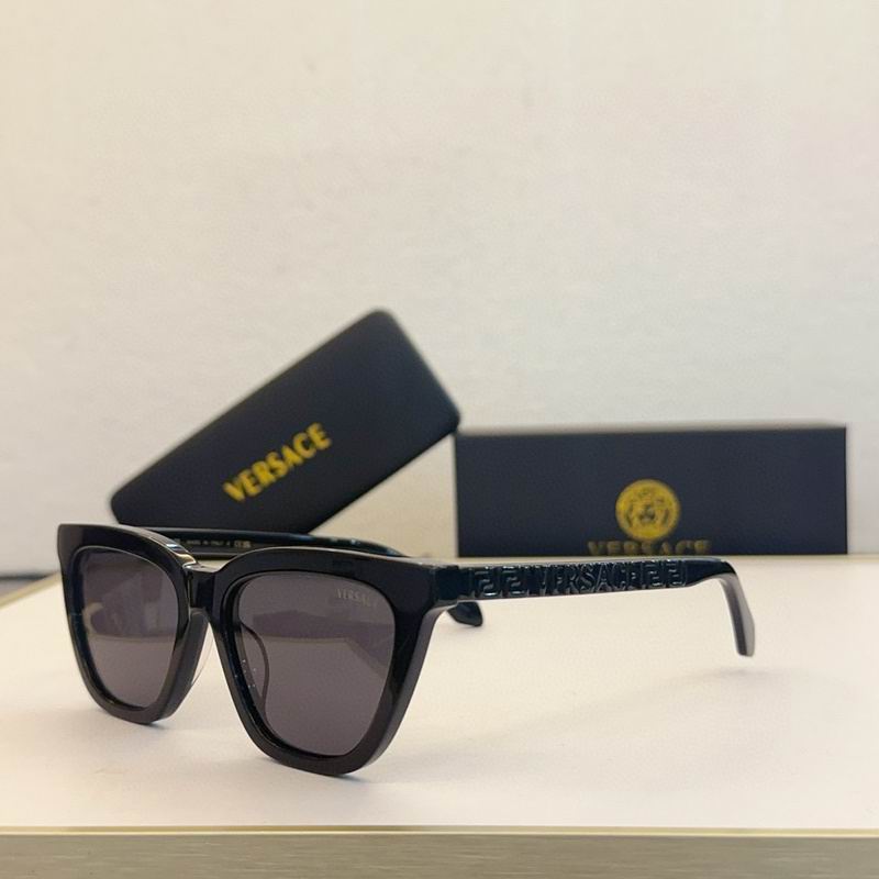 Wholesale Cheap High Quality V.ersace Replica Sunglasses AAA & Glasses for Sale
