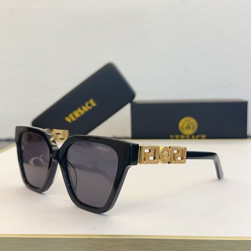 Wholesale Cheap High Quality V.ersace Replica Sunglasses AAA & Glasses for Sale