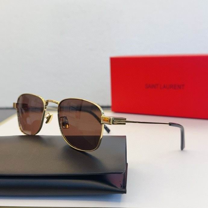 Wholesale Cheap High Quality AAA Fashoin Replica Sunglasses & Glasses for Sale