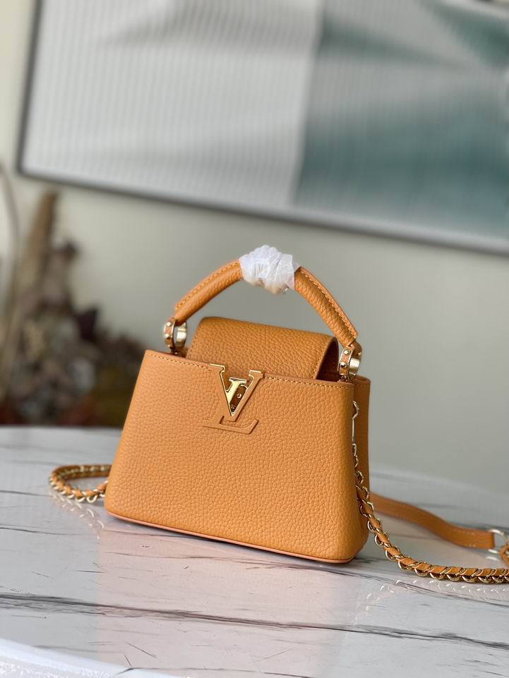 Wholesale Cheap Louis Vuitton Capucines Women Leather Tote bags for Sale