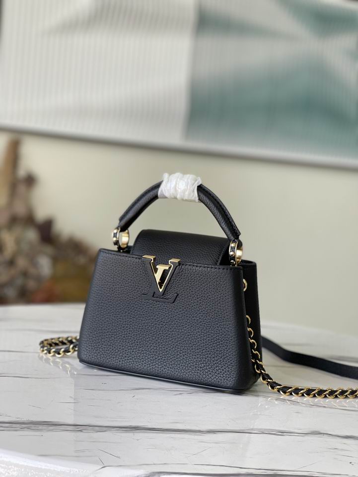 Wholesale Cheap Louis Vuitton Capucines Women Leather Tote bags for Sale