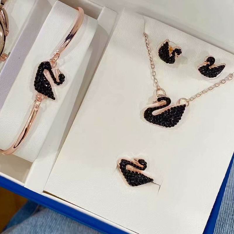 Wholesale Cheap Swarovski Crystal Watches & jewelry sets